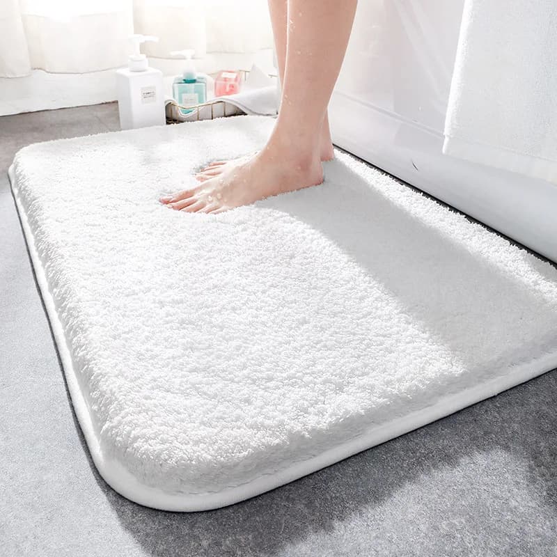 Gruba Mata do Kąpieli z Włókna Fluff – Miękkość, Komfort i Bezpieczeństwo w Twojej Łazience